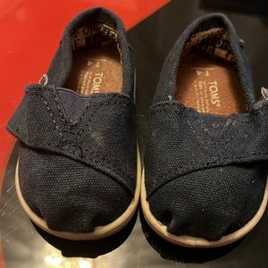 Toms navy blue, unisex